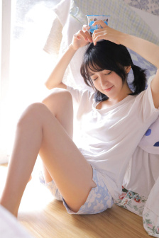 邻家姐姐18岁小说